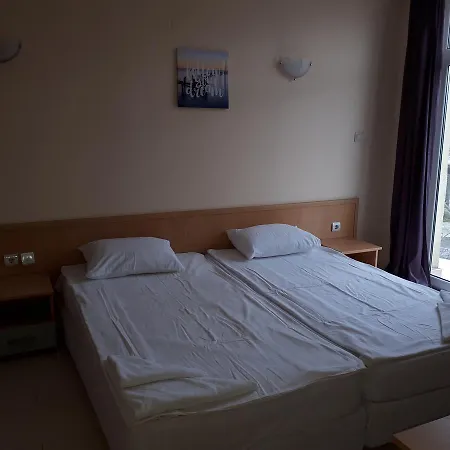 Apart Hotel Ravda Апартхотел 4*