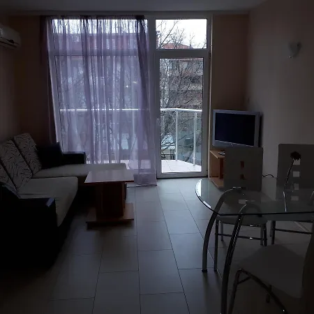 Apart Hotel Ravda Апартхотел