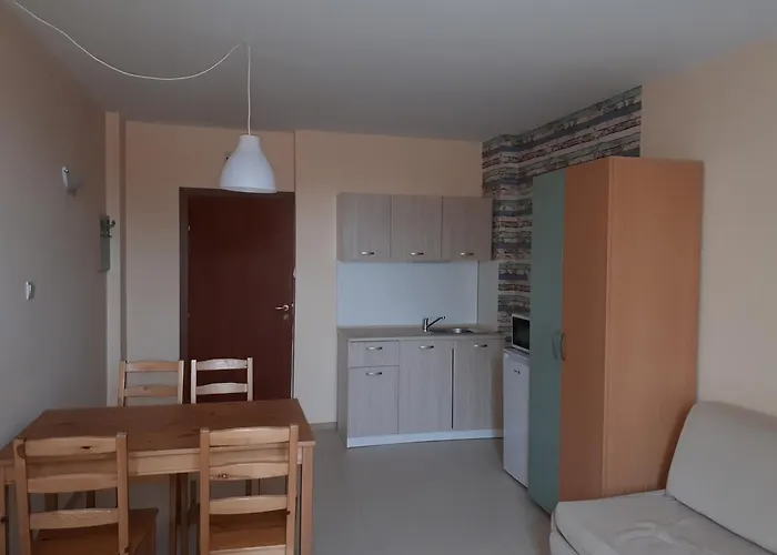 Apart Hotel Ravda 3*